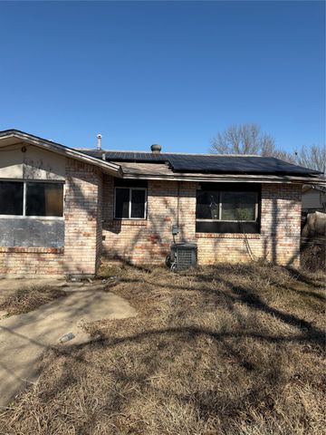 2408 Skylark Drive, Arlington, TX 76010