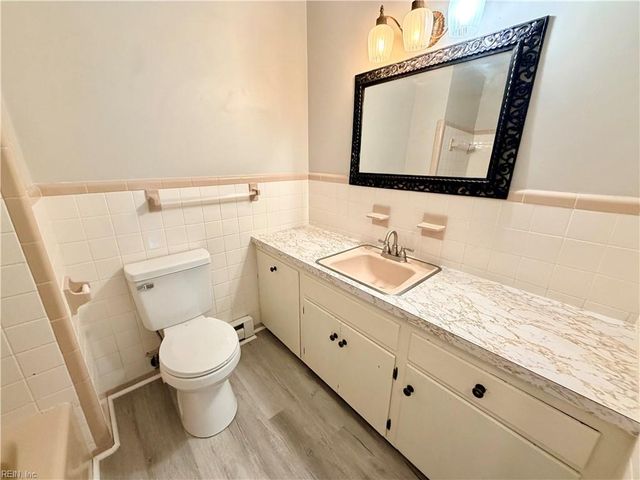 672 Turlington RD, Suffolk, VA 23434