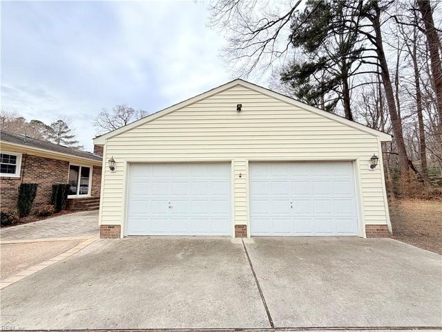 672 Turlington RD, Suffolk, VA 23434