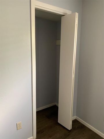 820 Houston ST 101, Austin, TX 78756