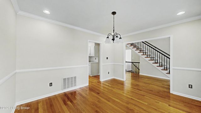 10704 High Grove Pl, Louisville, KY 40223