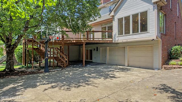 10704 High Grove Pl, Louisville, KY 40223