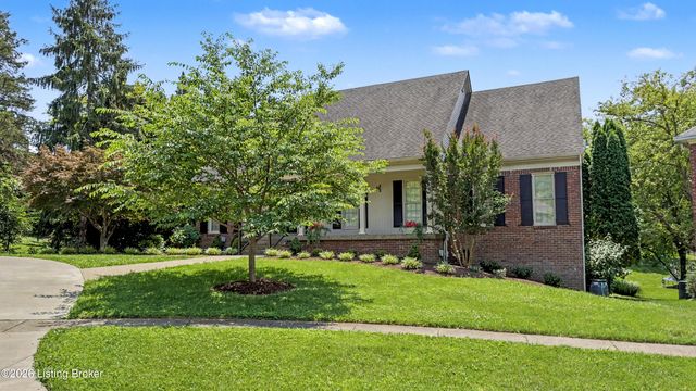 10704 High Grove Pl, Louisville, KY 40223
