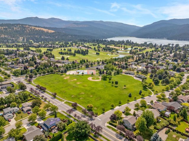23009 E Colt Ln, Liberty Lake, WA 99019