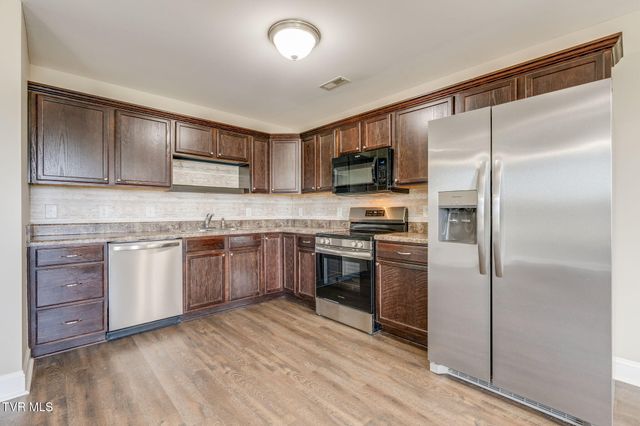 176 & 178 Miss Maude Patton Lane, Jonesborough, TN 37659