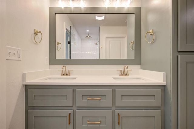 2155 Hux Drive, Blanchard, OK 73010