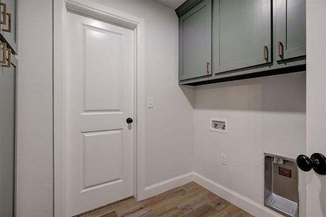 2155 Hux Drive, Blanchard, OK 73010