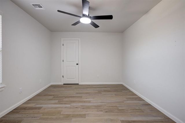 2155 Hux Drive, Blanchard, OK 73010