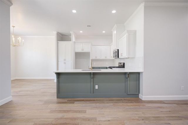 2155 Hux Drive, Blanchard, OK 73010