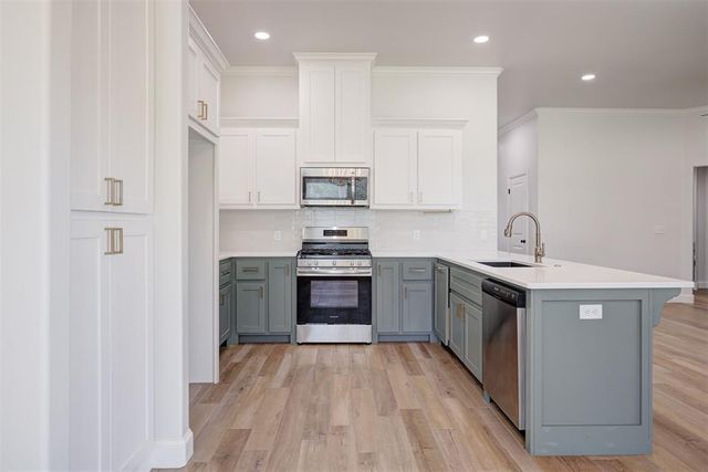 2155 Hux Drive, Blanchard, OK 73010