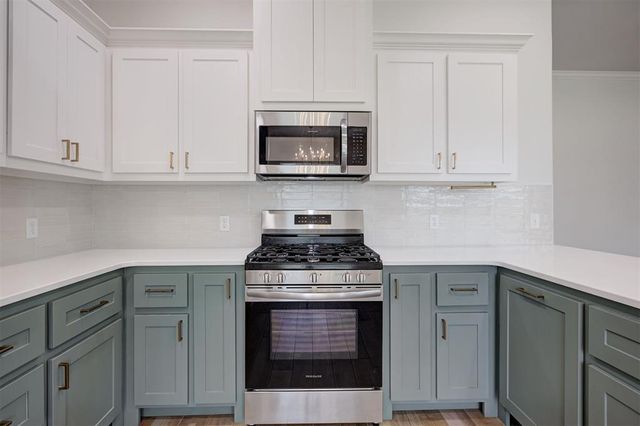 2155 Hux Drive, Blanchard, OK 73010