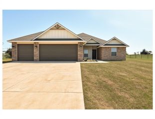 2155 Hux Drive, Blanchard, OK 73010