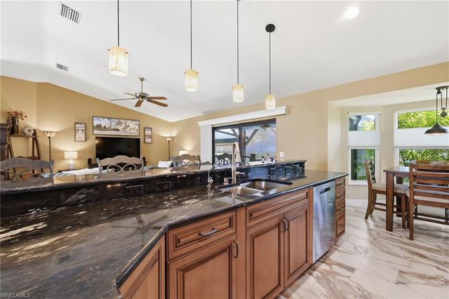 6037 Birnam Wood LN, Fort Myers, FL 33908