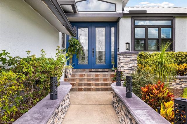6037 Birnam Wood LN, Fort Myers, FL 33908