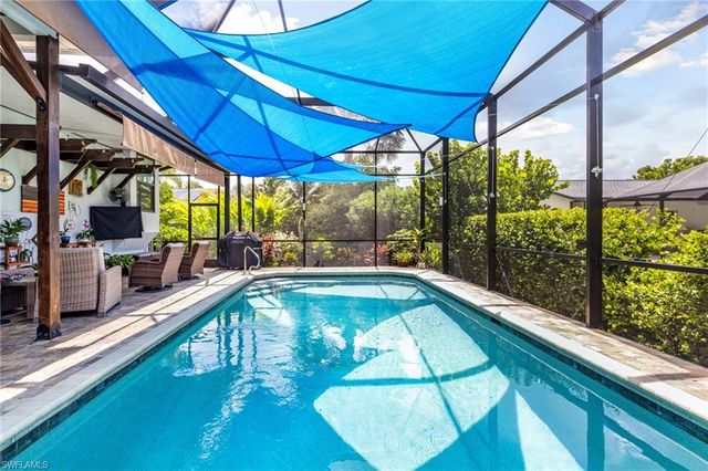 6037 Birnam Wood LN, Fort Myers, FL 33908