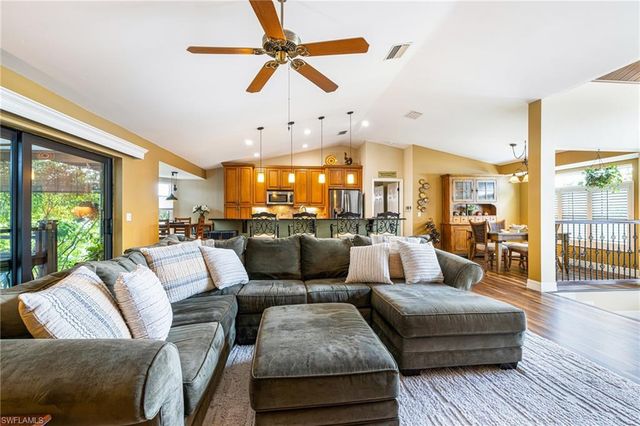 6037 Birnam Wood LN, Fort Myers, FL 33908