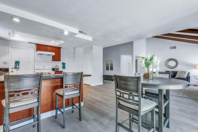 7640 Tattershall Way, Sacramento, CA 95823