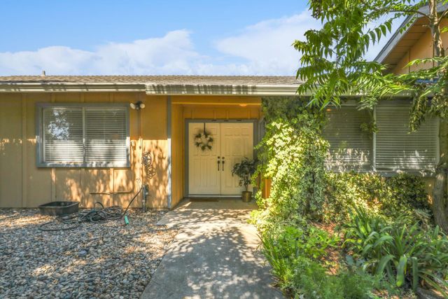 7640 Tattershall Way, Sacramento, CA 95823