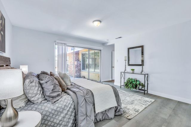 7640 Tattershall Way, Sacramento, CA 95823