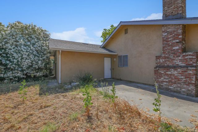 7640 Tattershall Way, Sacramento, CA 95823