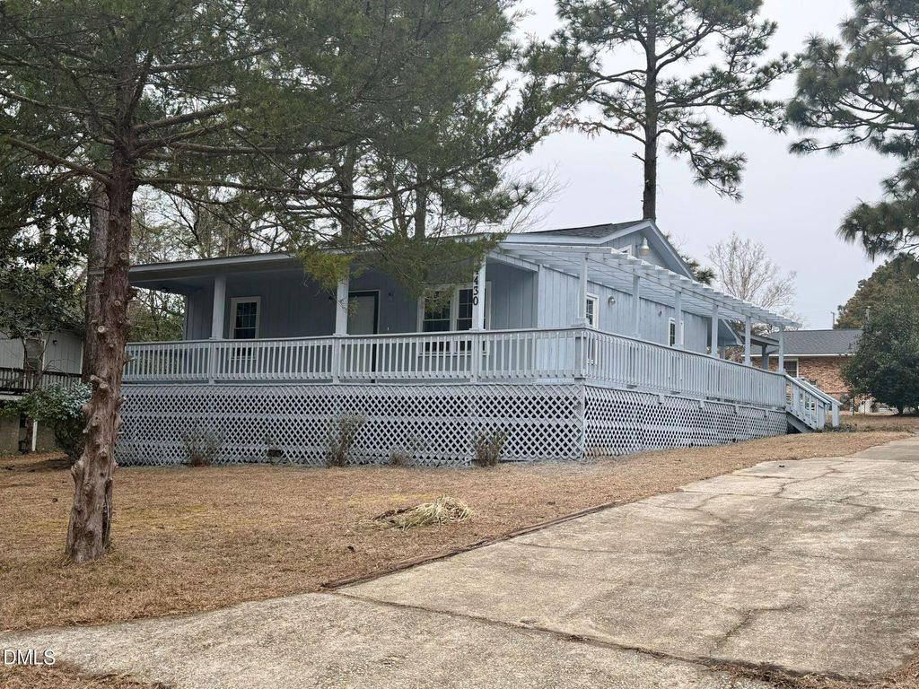 4430 Atlantic Avenue, Fayetteville, NC 28306