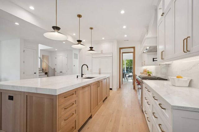 1209 Maple Avenue, Wilmette, IL 60091