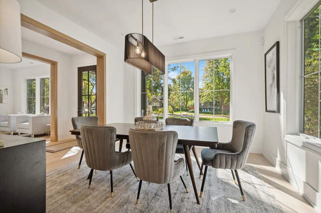 1209 Maple Avenue, Wilmette, IL 60091