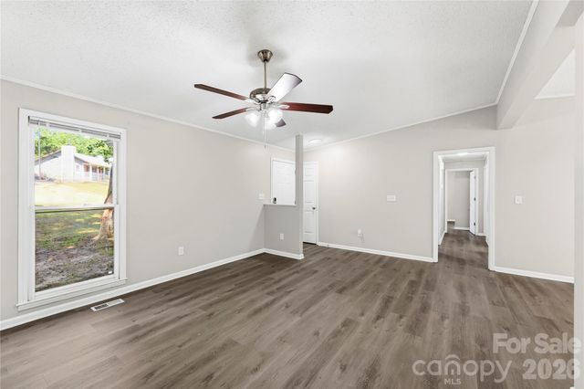8200 Chrisbry Lane, Charlotte, NC 28215