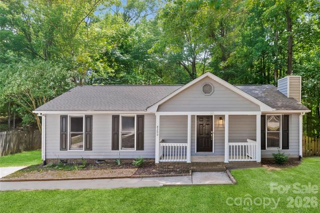 8200 Chrisbry Lane, Charlotte, NC 28215