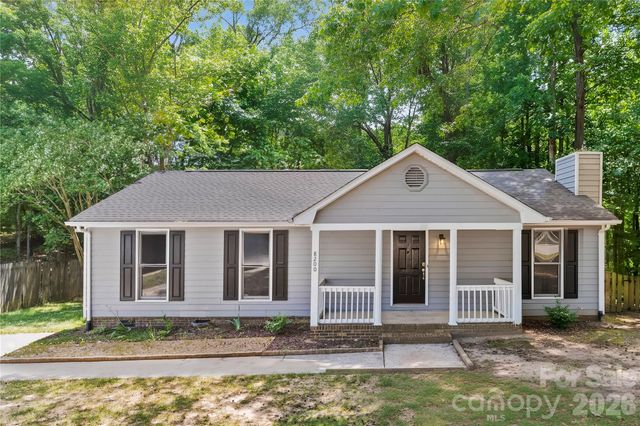 8200 Chrisbry Lane, Charlotte, NC 28215