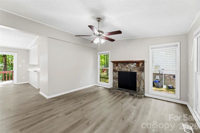 8200 Chrisbry Lane, Charlotte, NC 28215