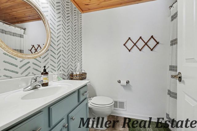 711 Howard Lane, City Of Hastings, MI 49058