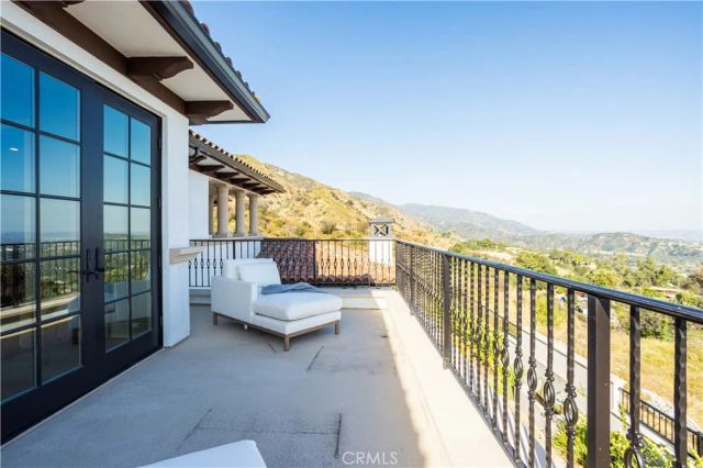 9 Nathaniel, Sierra Madre, CA 91024