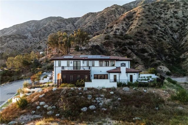 9 Nathaniel, Sierra Madre, CA 91024