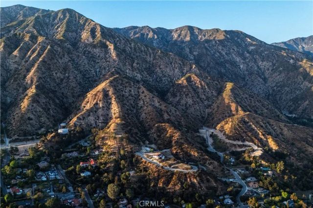 9 Nathaniel, Sierra Madre, CA 91024