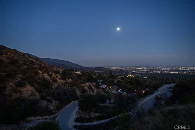 9 Nathaniel, Sierra Madre, CA 91024