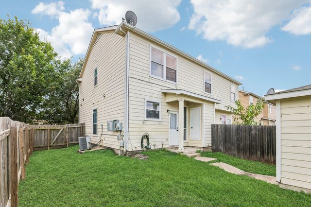 18736 Imperial Eagle LN, Elgin, TX 78621