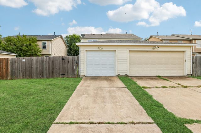 18736 Imperial Eagle LN, Elgin, TX 78621