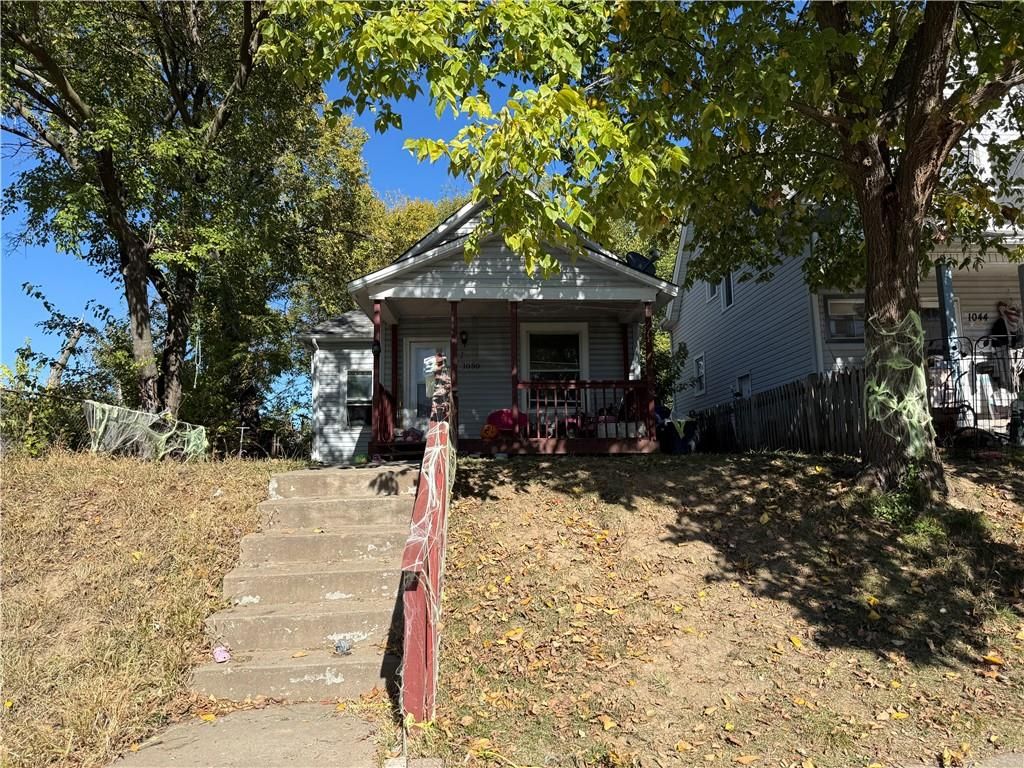 1050 Barnett Avenue, Kansas City, KS 66102