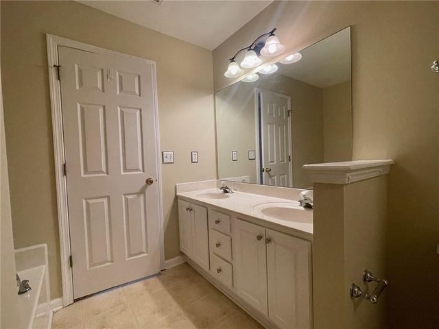 4207 Rogers Creek Court 85, Duluth, GA 30096