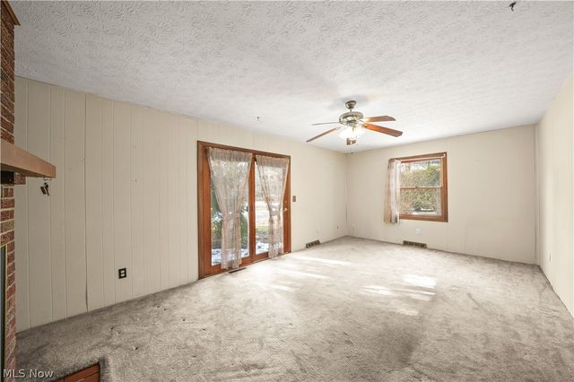 7760 State Route 305, Garrettsville, OH 44231