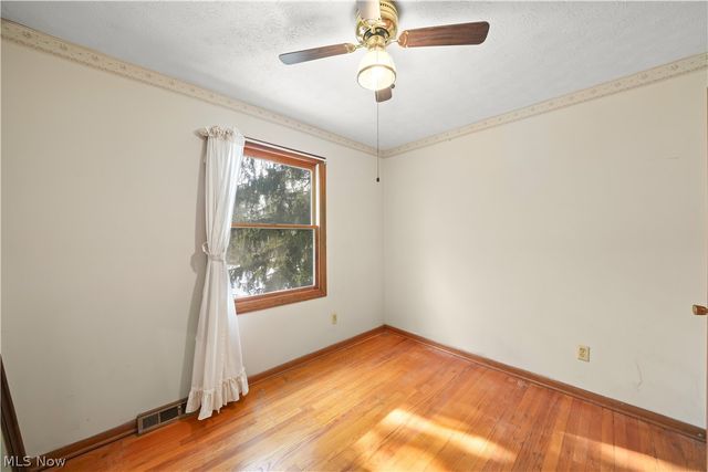 7760 State Route 305, Garrettsville, OH 44231