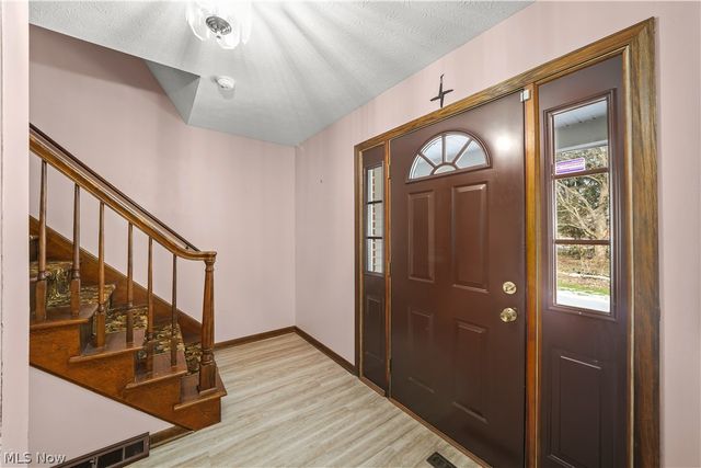 7760 State Route 305, Garrettsville, OH 44231