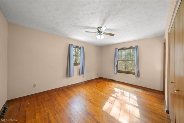 7760 State Route 305, Garrettsville, OH 44231