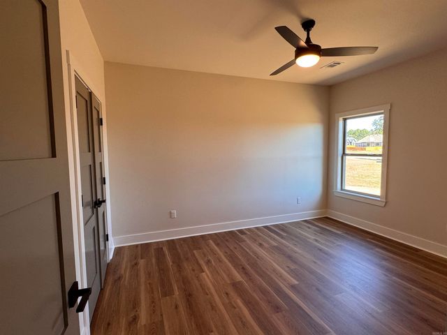 1220 Zenyatta, Searcy, AR 72143