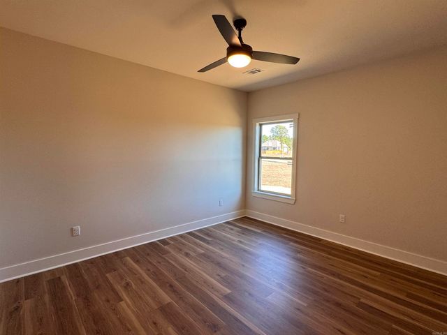 1220 Zenyatta, Searcy, AR 72143