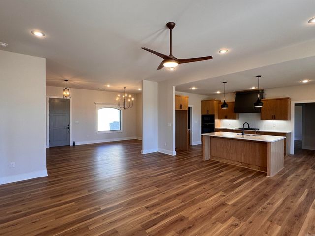 1220 Zenyatta, Searcy, AR 72143