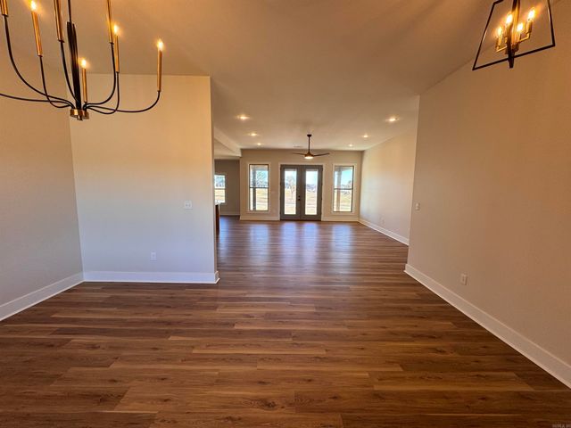 1220 Zenyatta, Searcy, AR 72143