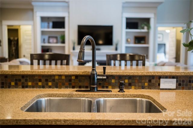 53 Sovereign Lane, Fairview, NC 28730