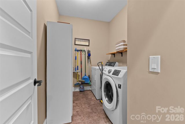 53 Sovereign Lane, Fairview, NC 28730